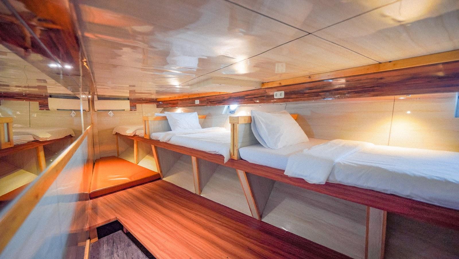 Ocean Angel — 5. Additional Cabin (image 1)