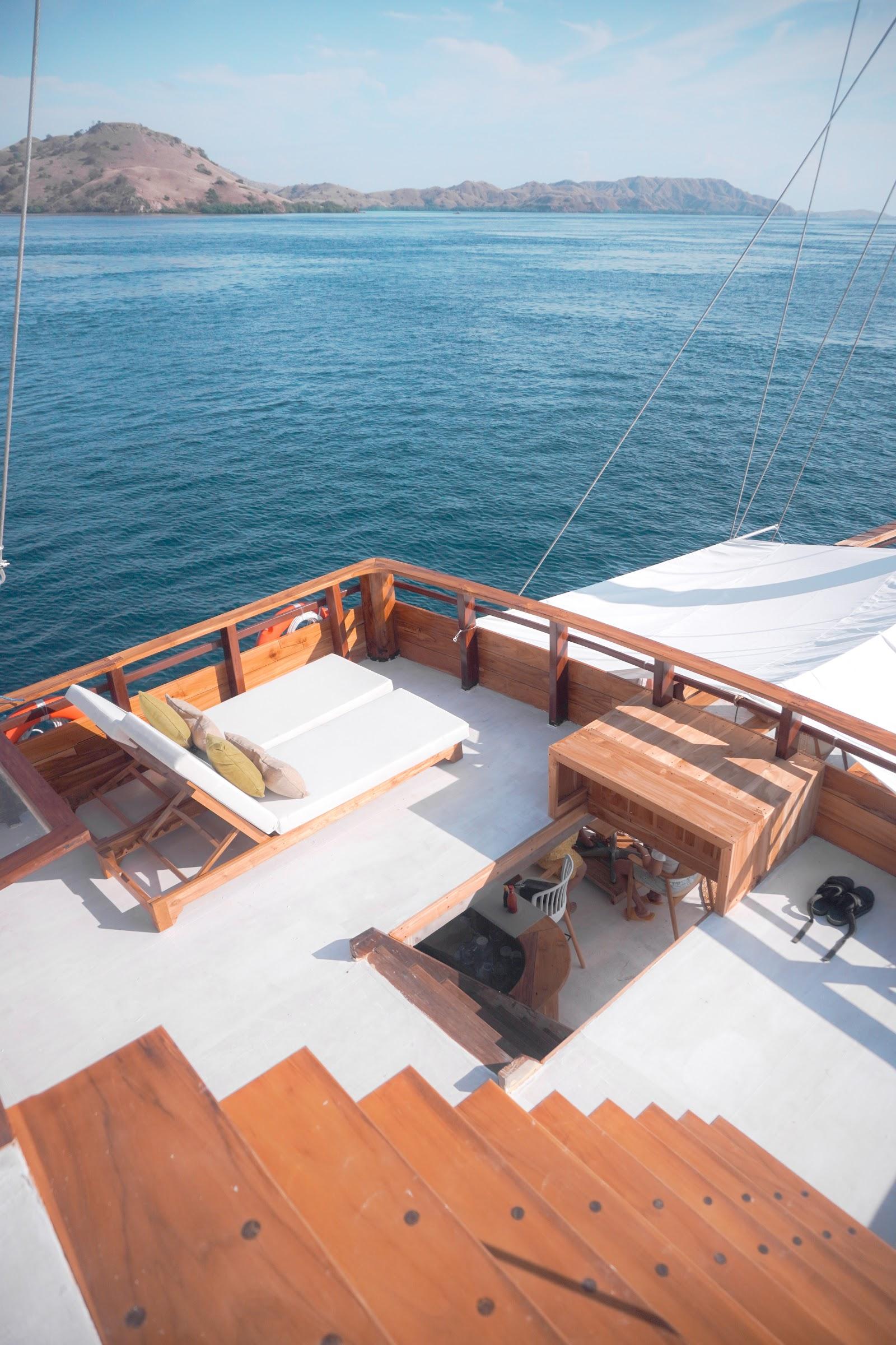 Yumana — sundeck (image 17)