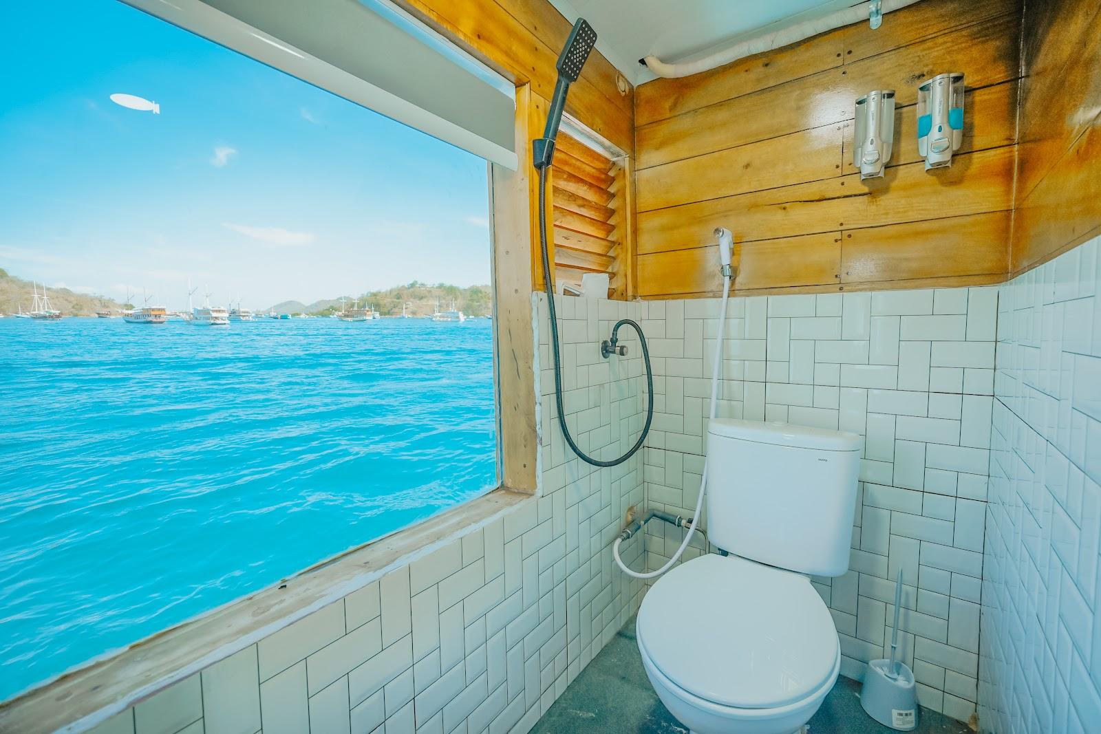 Segara Photos — 2. VIP CABIN ROOM (image 3)
