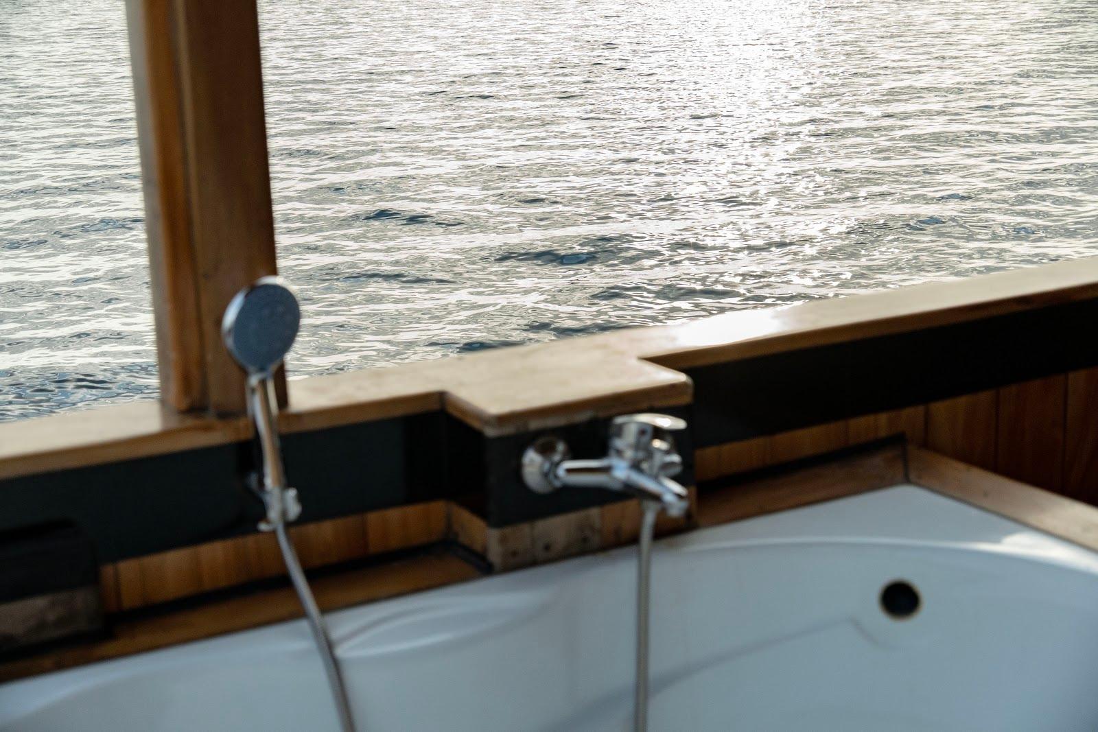 Lamborajo 3 — Cabin 8 (Royal Master - Queen bed + Extra 2x Single Bed  + private bathroom and jacuzzi) (image 13)