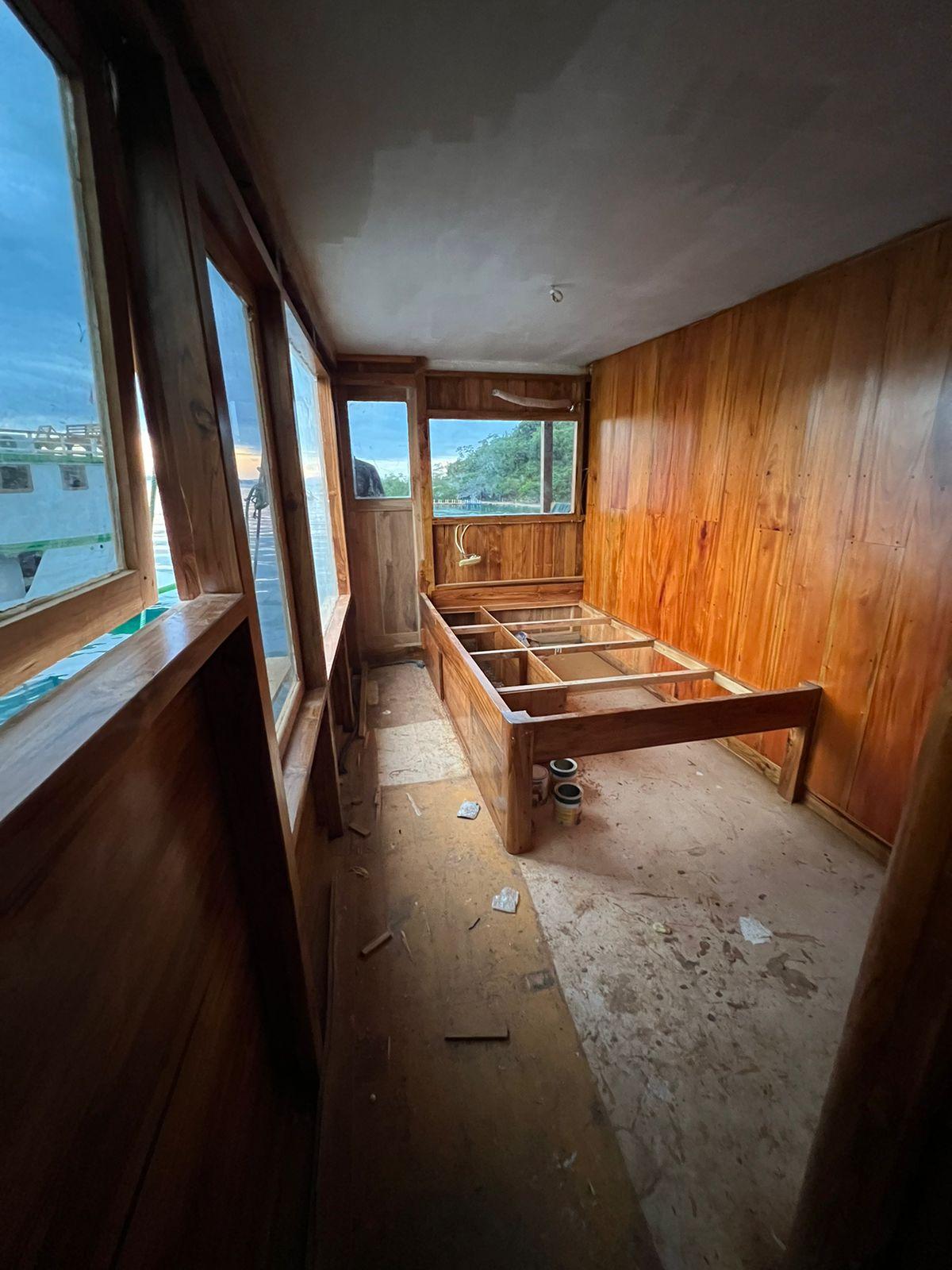 Dinara Live A Board — Master Cabin 6 & 7 (Full sea view, Balcony, Private bathroom) (image 1)