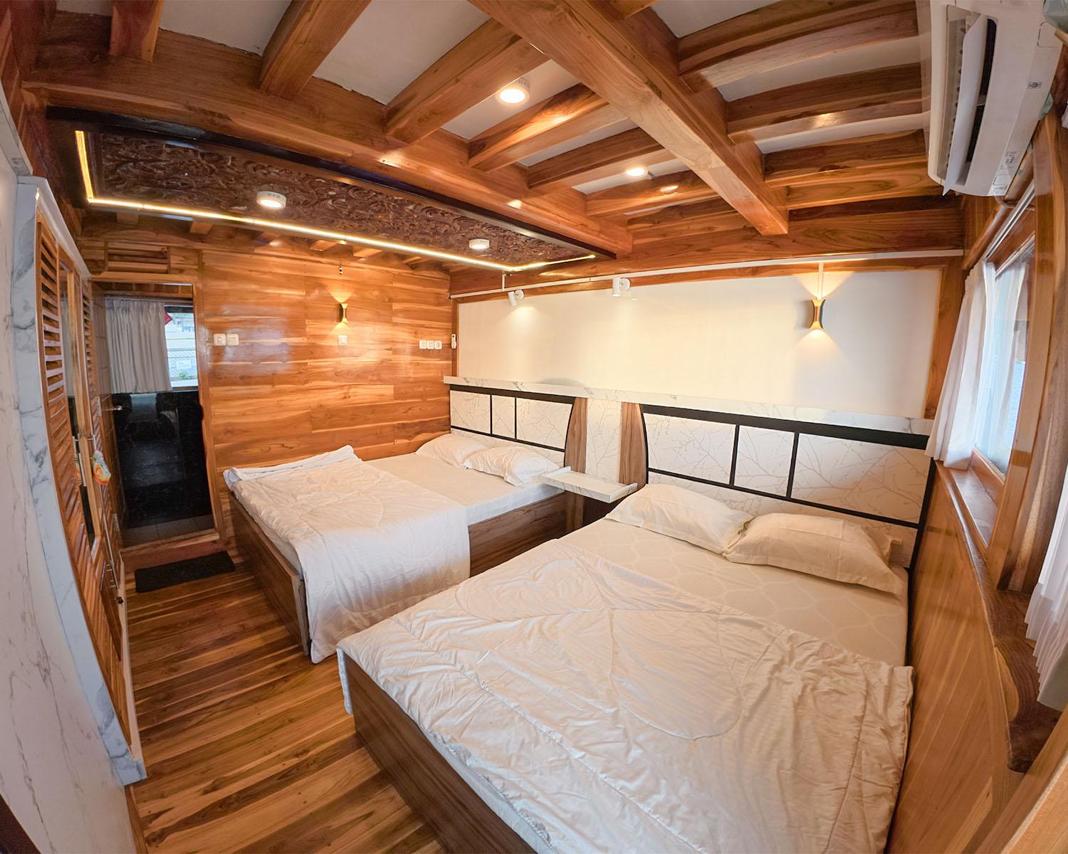 Alfathran 3 — Cabin 6 : Rinjani 01 Room (2x Queen Bed) (image 5)