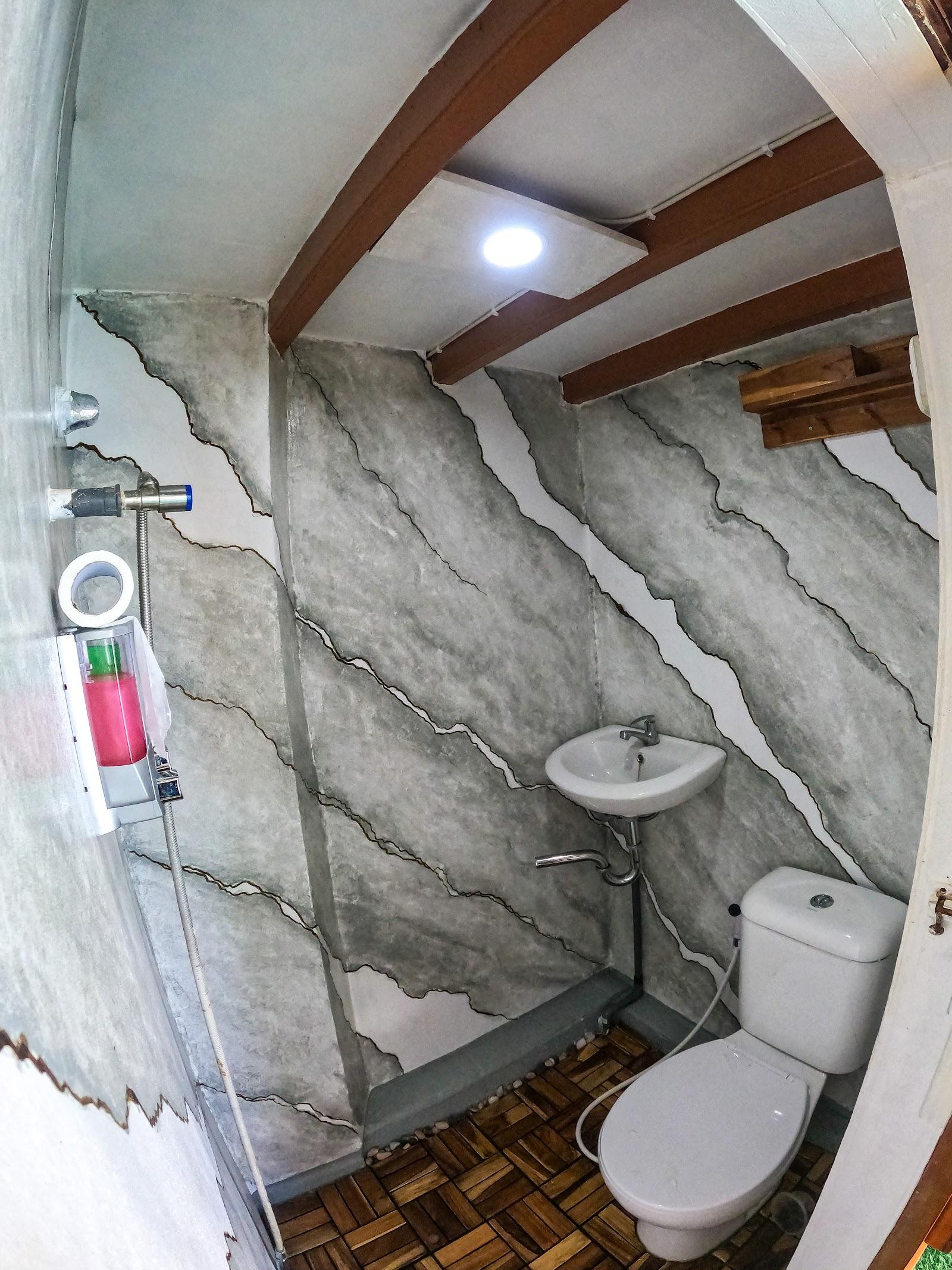 Dinara Live A Board — Cabin Tambora (Private + Balcony + Bathroom) (image 4)