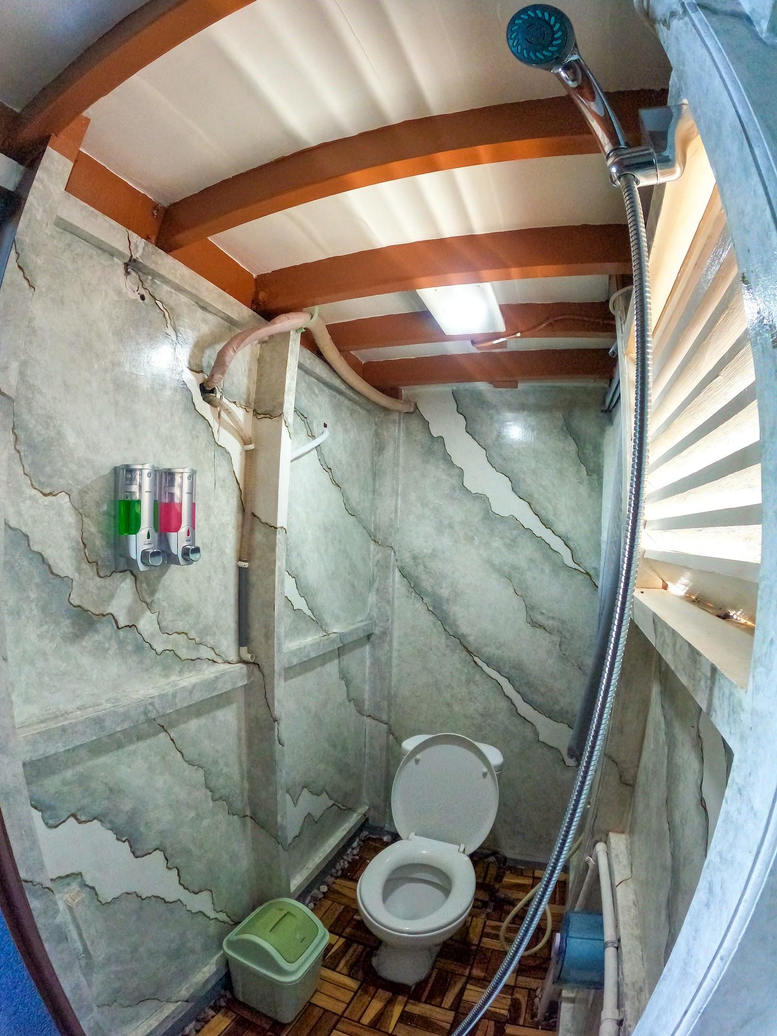 Dinara Live A Board — Cabin Ijen (Family + Bathroom) (image 1)