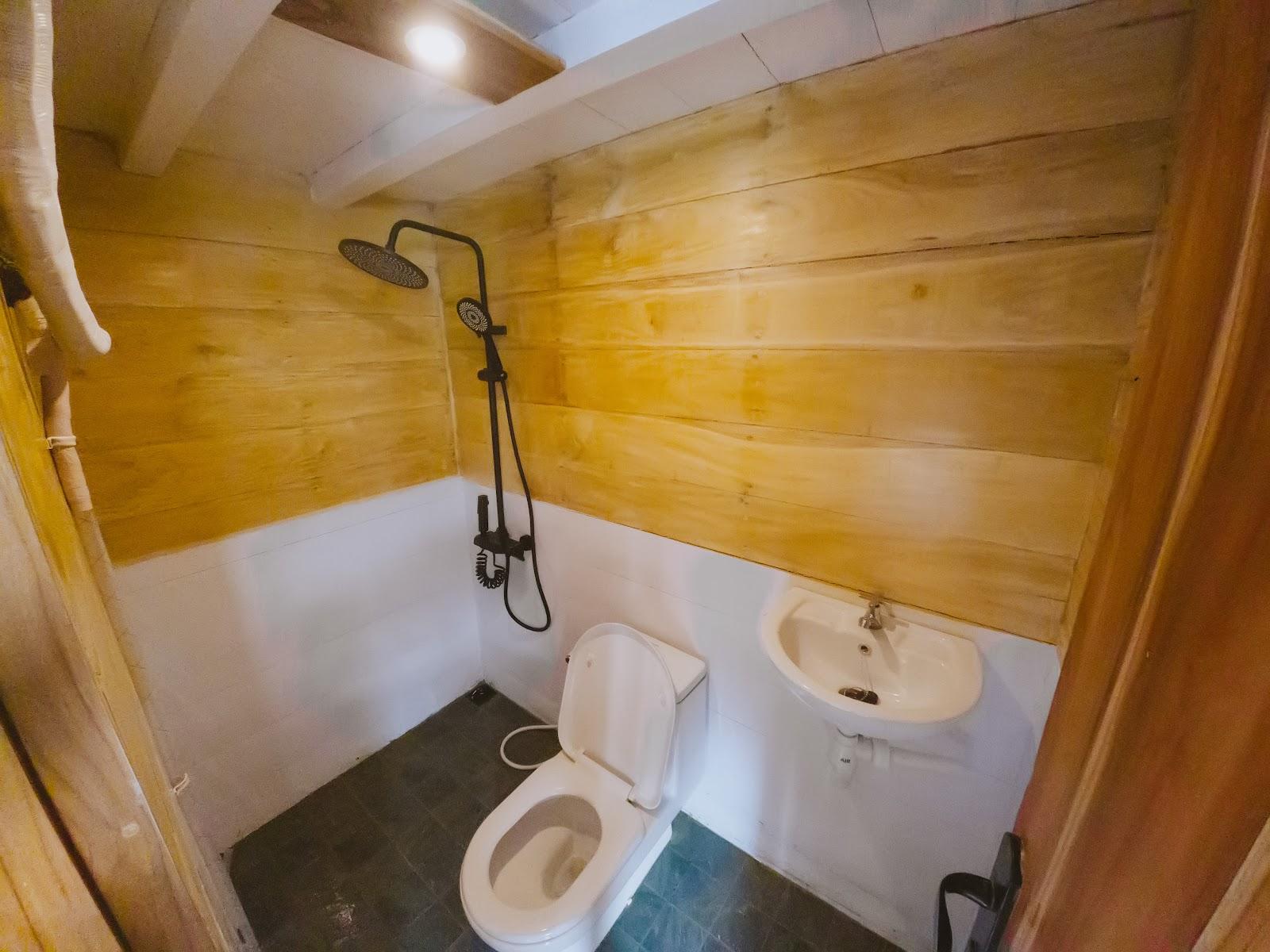 Nox — 6. Cabin 6 - Deluxe Ocean (Left Side) - Upper Deck (image 2)