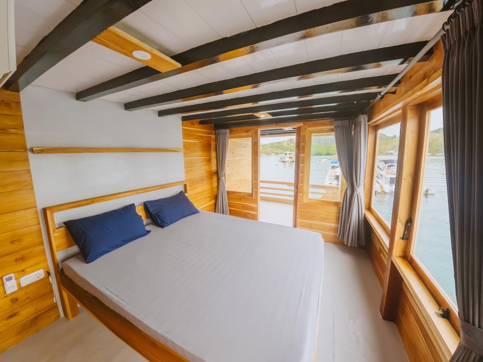 Nox — 1. Cabin 1 - Master Ocean View (Left Side) + Balcony Upper Deck (image 2)