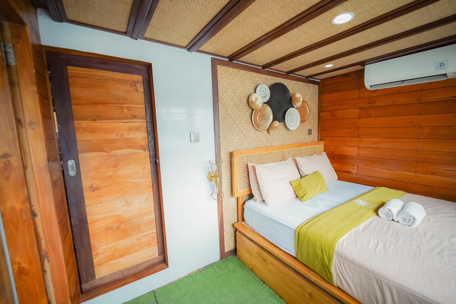 Yumana — 2.1_Singature Cabin Main Deck (image 3)