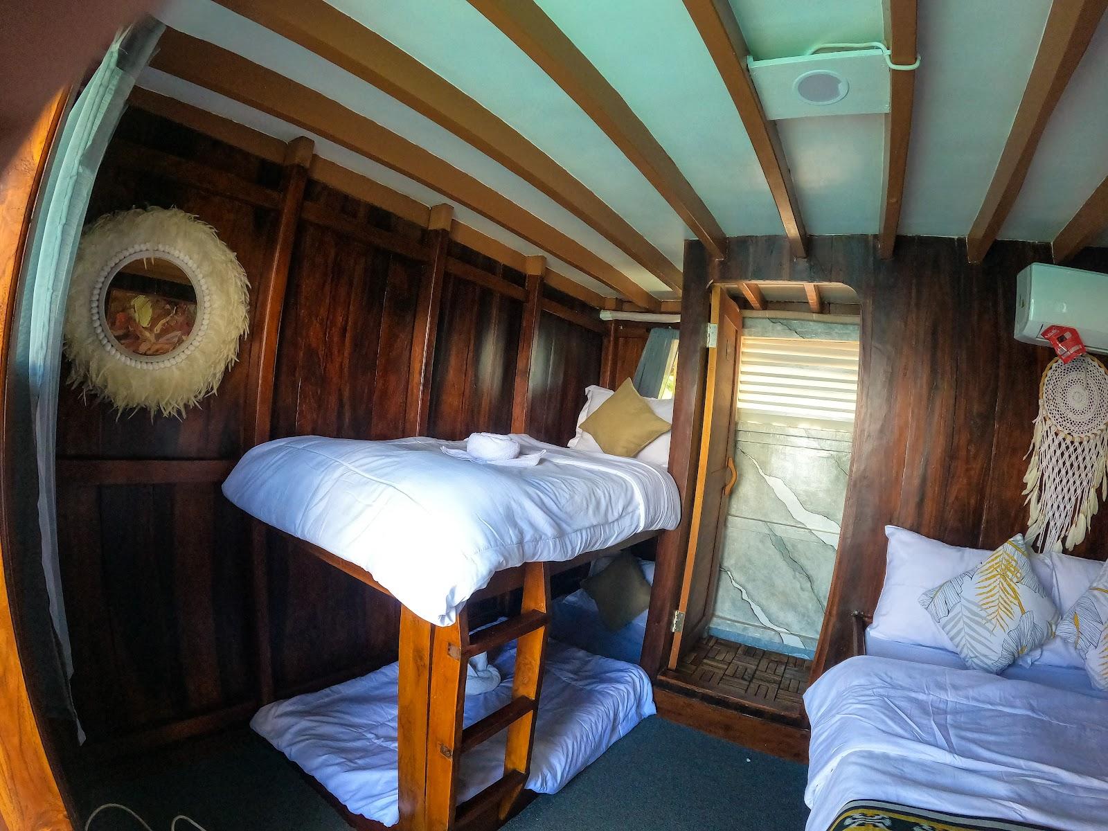 Dinara Live A Board — Cabin Ijen (Family + Bathroom) (image 3)