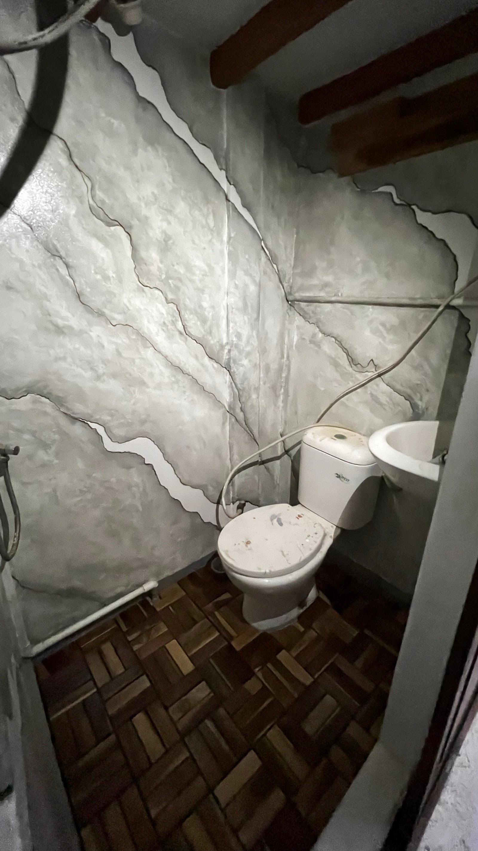 Dinara Live A Board — Cabin 4 (Family / Share cabin, Balcony, Share Bathroom) (image 3)