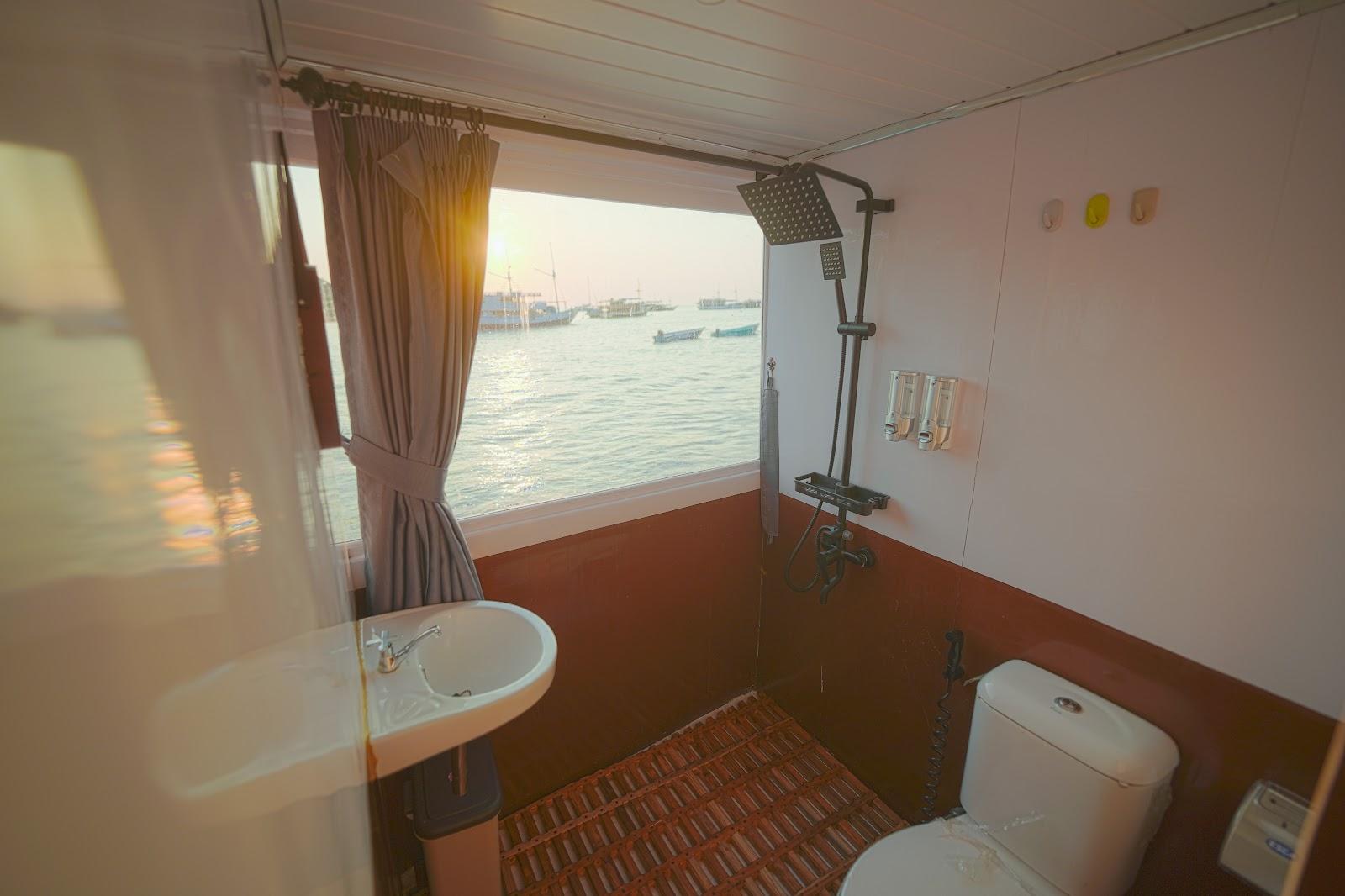 Gaisan — 4. Signature Ocean View (Queenbed) (image 1)
