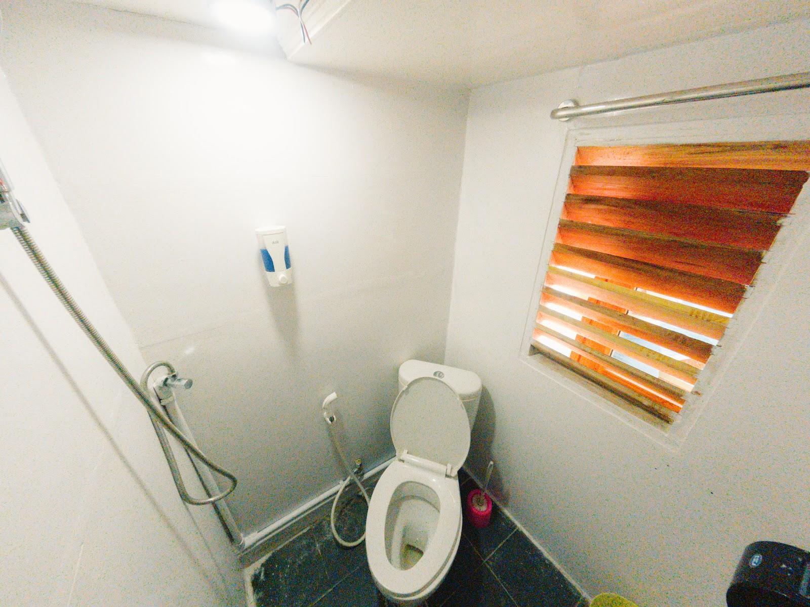 Almadira — CABIN 4-5 - Deluxe Ocean Upper Deck (queen Bed + Bathroom) (image 3)