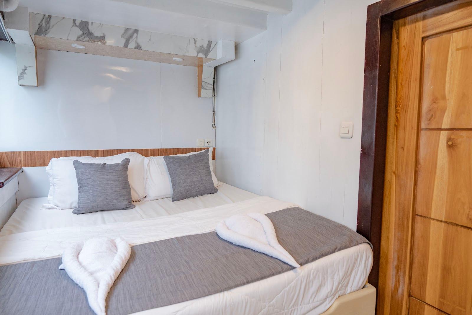 Alfathran — 4. Full Ocean - main deck (Queen Bed) (image 6)