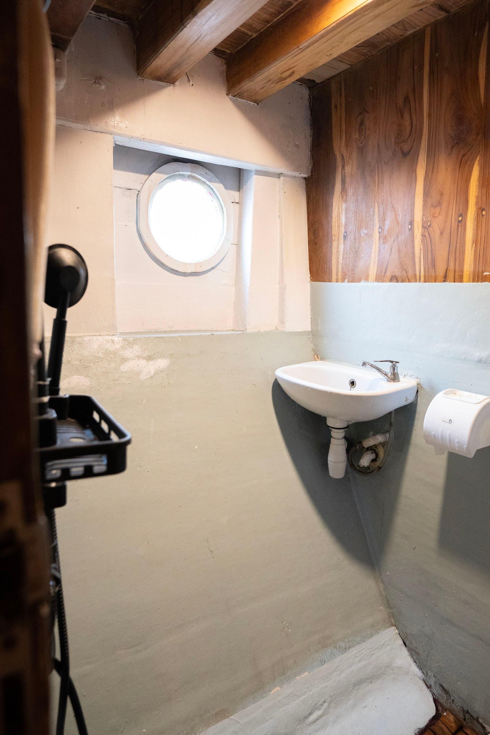 Alfathran — 3. Superior Cabin-lower deck (Queen Bed) 2pax (image 5)