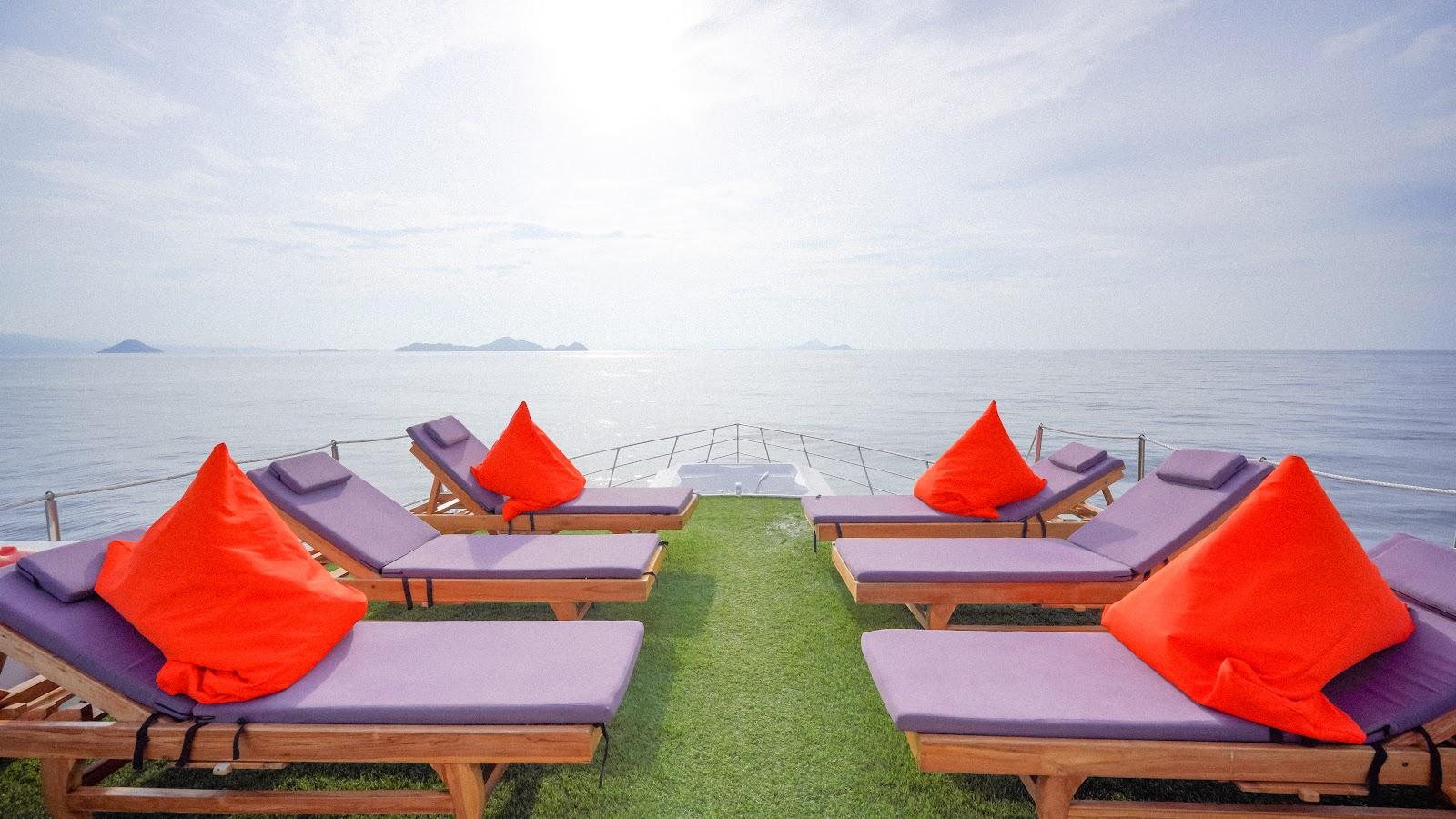 Ocean Angel — Outdoor Area (image 19)