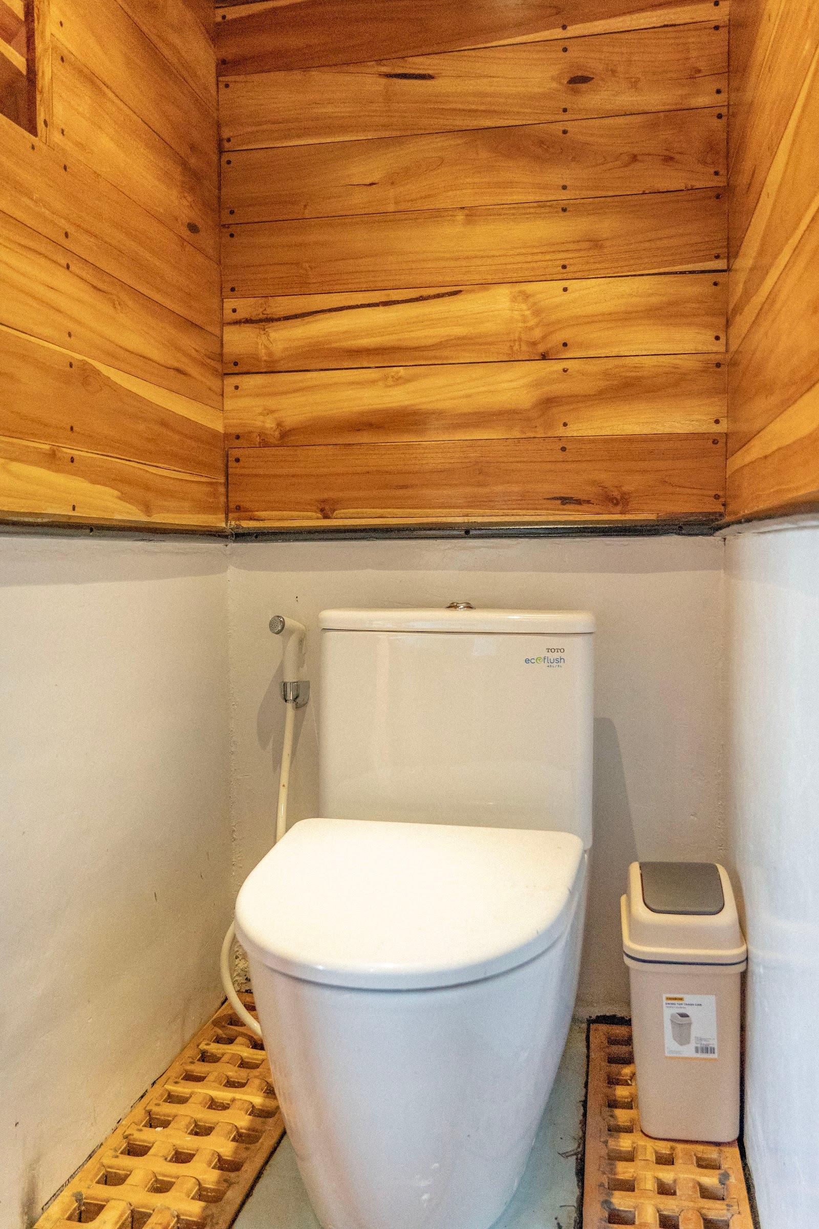 Lamborajo 3 — Cabin 7 (Royal Master - Queen bed + Extra 2x Single Bed  + private bathroom and jacuzzi) (image 13)