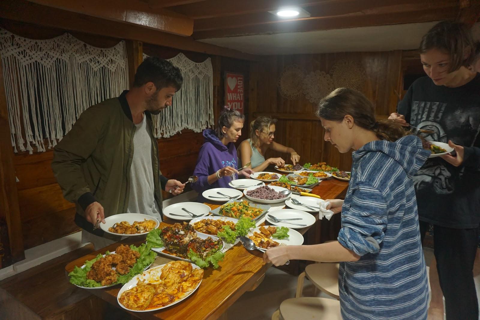 Dinara Live A Board — Indoor Resto (image 1)