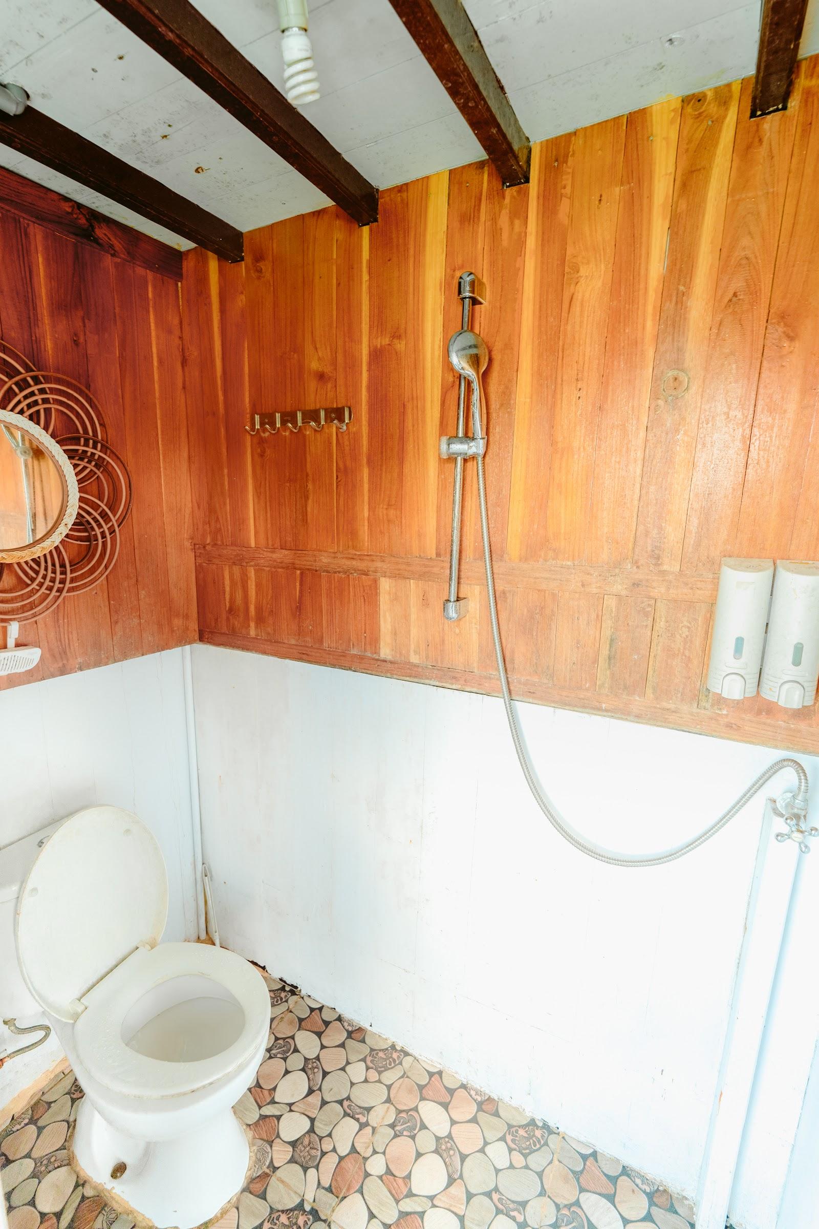 Pesona Bajo — 6. Private Triple Cabin - Double Bed + Single Bed (image 14)