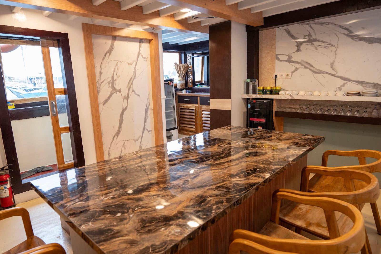 Alfathran — Dining Room + Public Area (image 7)