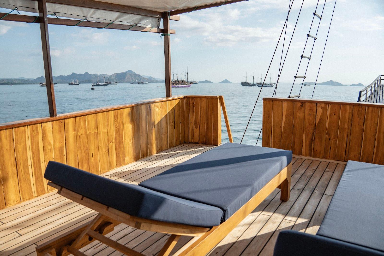 Lamborajo 3 — Sundeck - Middle Deck (image 5)