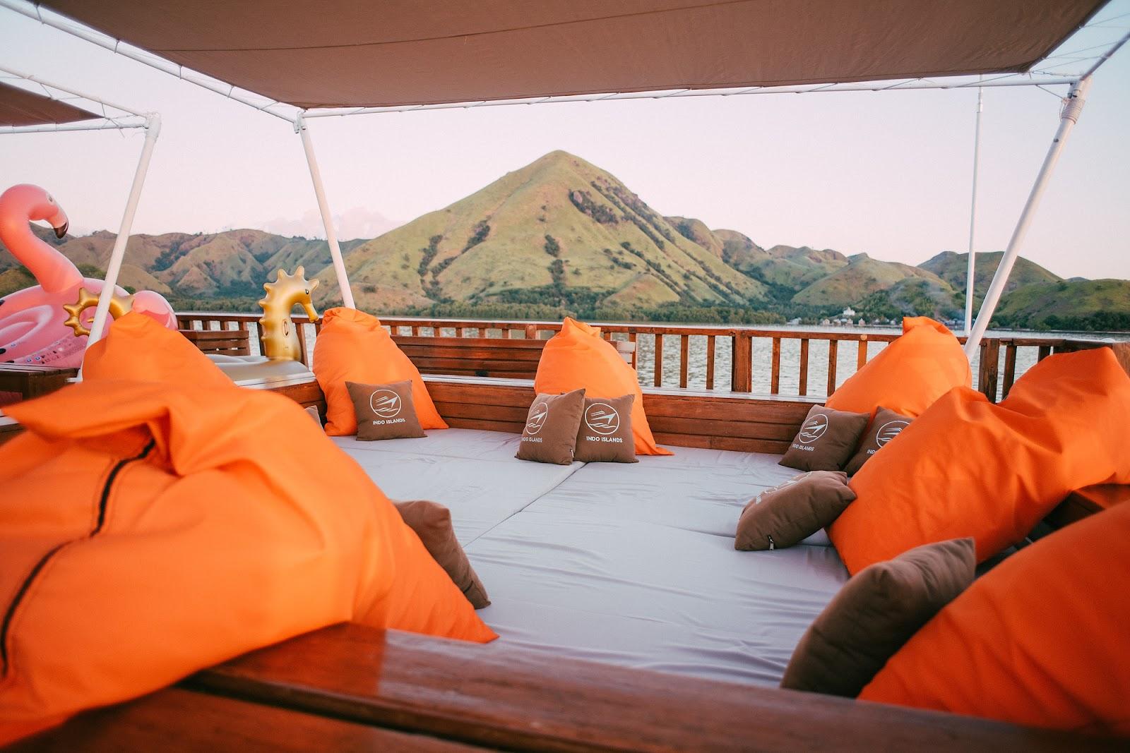 Ocean Pro — SUNDECK (image 16)