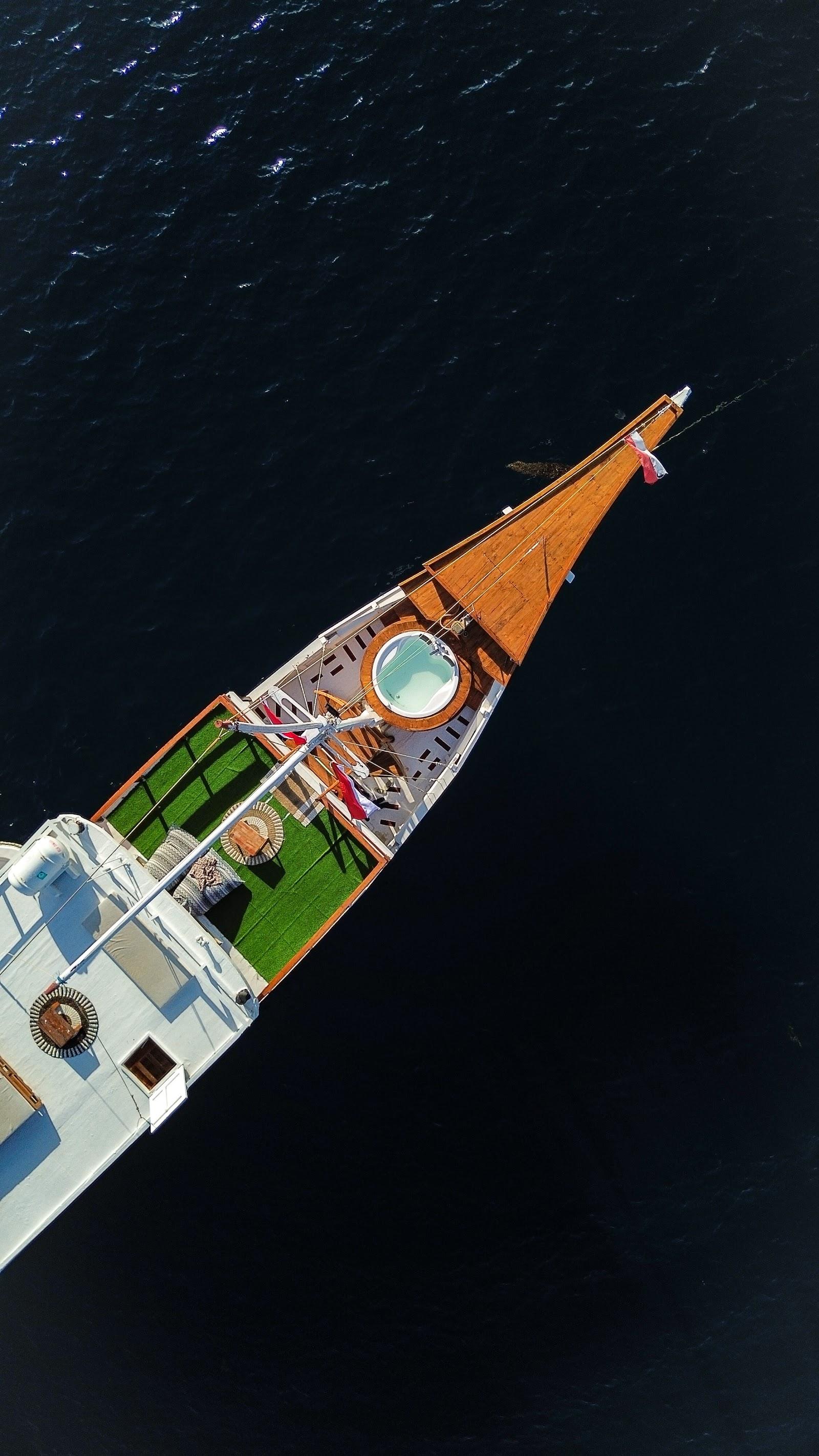 Dinara Live A Board — #Boat (image 19)