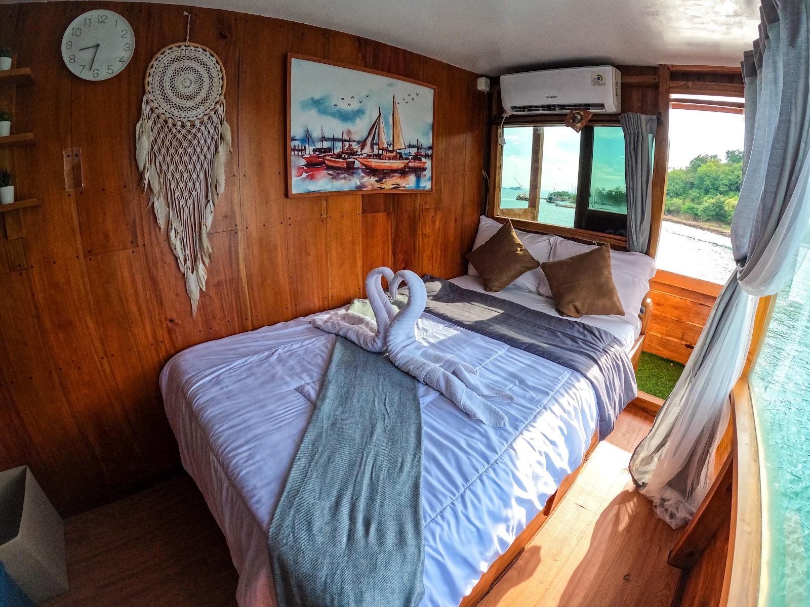 Dinara Live A Board — Master Cabin 6 & 7 (Full sea view, Balcony, Private bathroom) (image 5)