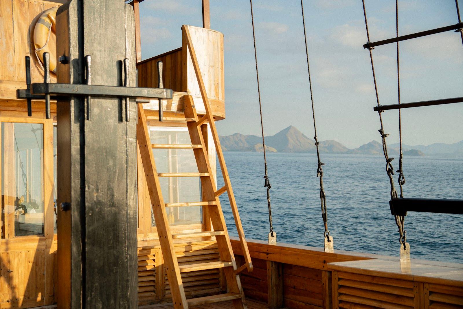 Lamborajo 3 — Sundeck - Main Deck (image 10)