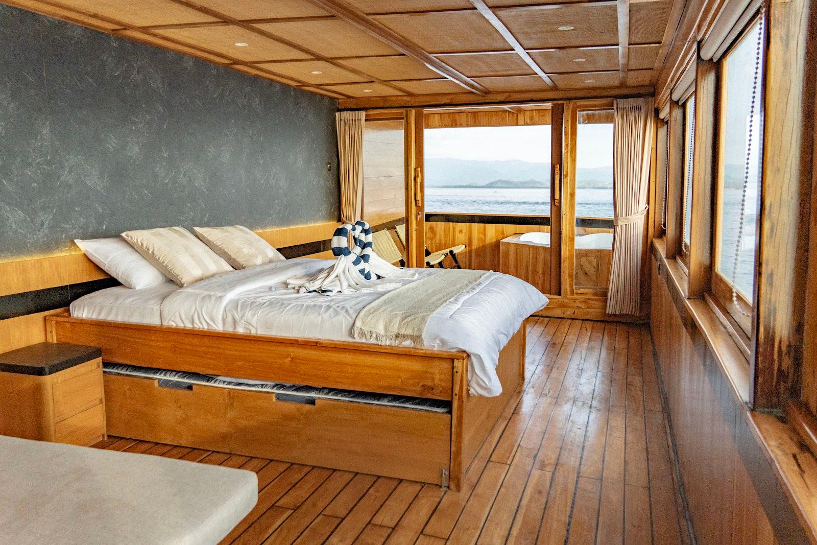 Lamborajo 3 — Cabin 8 (Royal Master - Queen bed + Extra 2x Single Bed  + private bathroom and jacuzzi) (image 12)