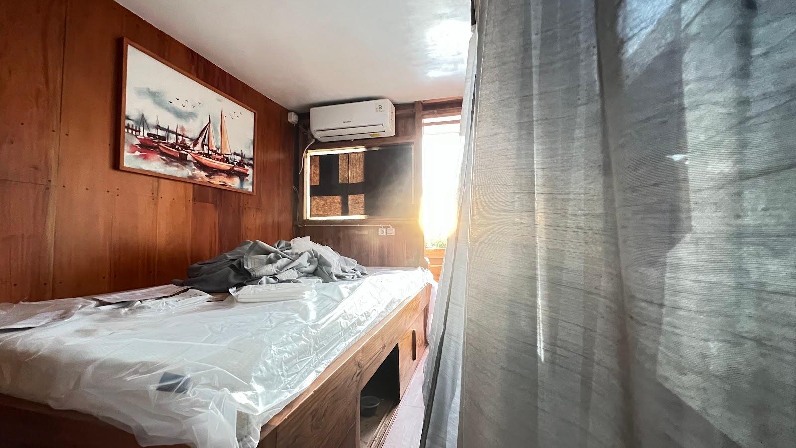 Dinara Live A Board — Master Cabin 6 & 7 (Full sea view, Balcony, Private bathroom) (image 22)