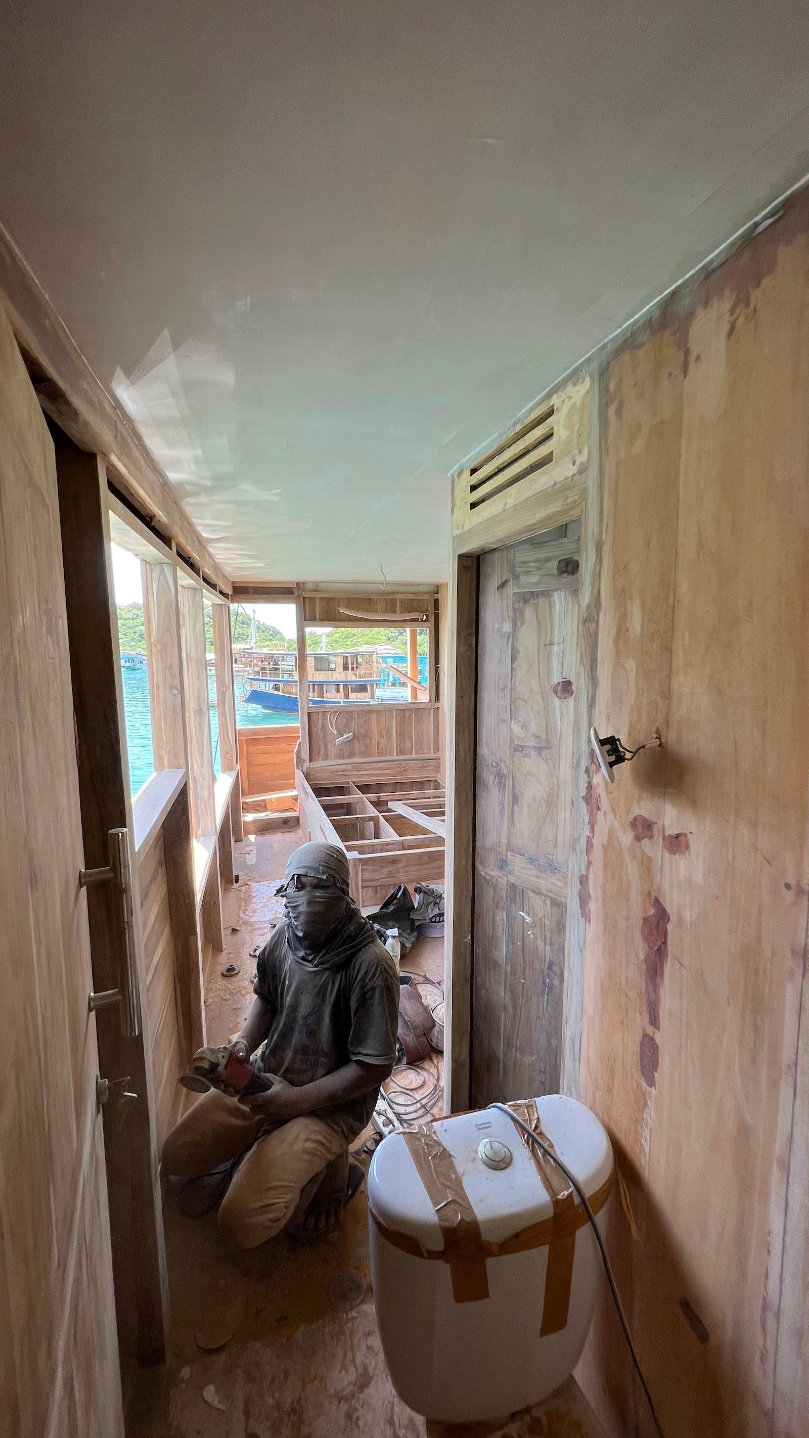Dinara Live A Board — Master Cabin 6 & 7 (Full sea view, Balcony, Private bathroom) (image 11)