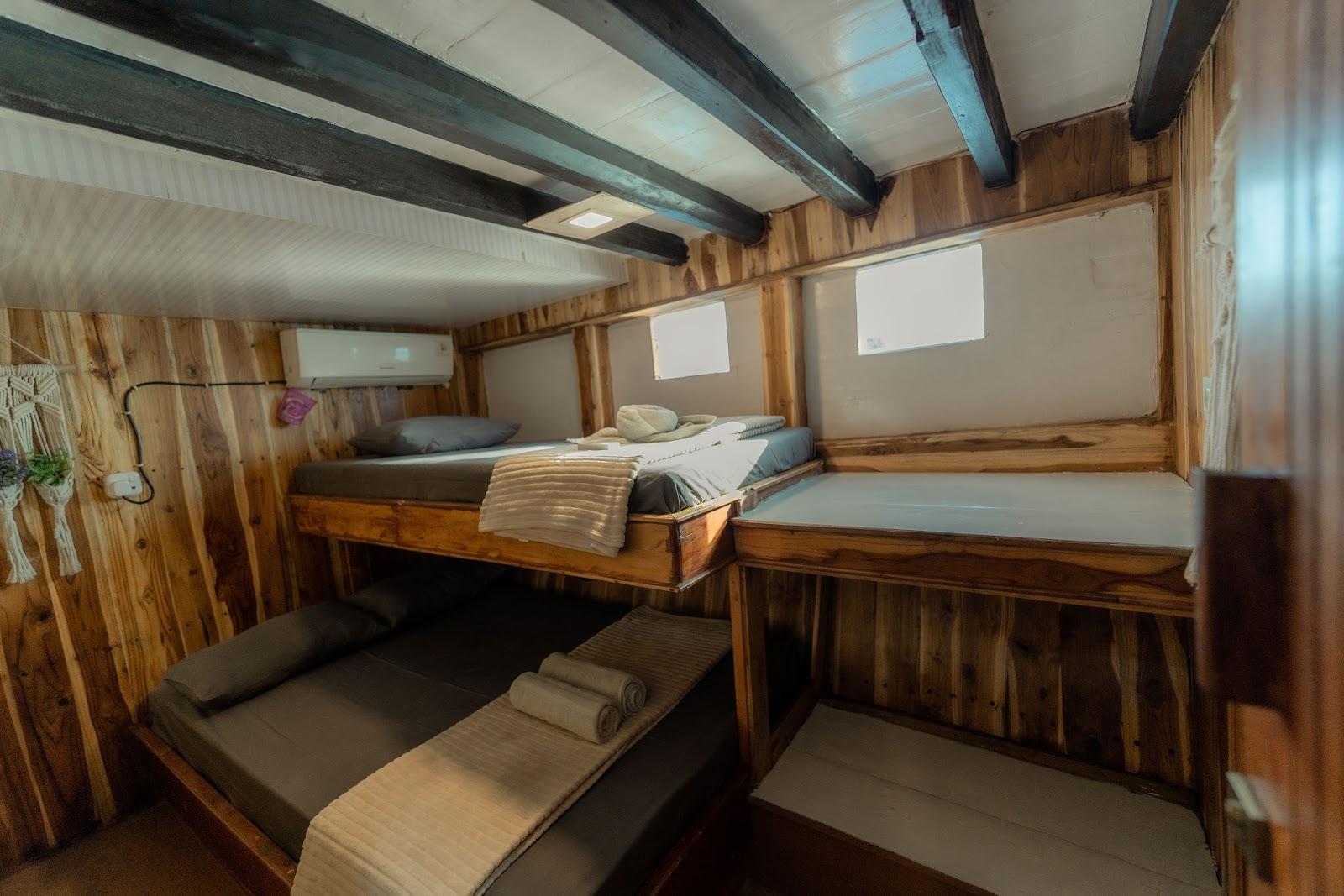Almadira — CABIN 1-2- Share:Private (QueenBed + Single Bed) (image 10)