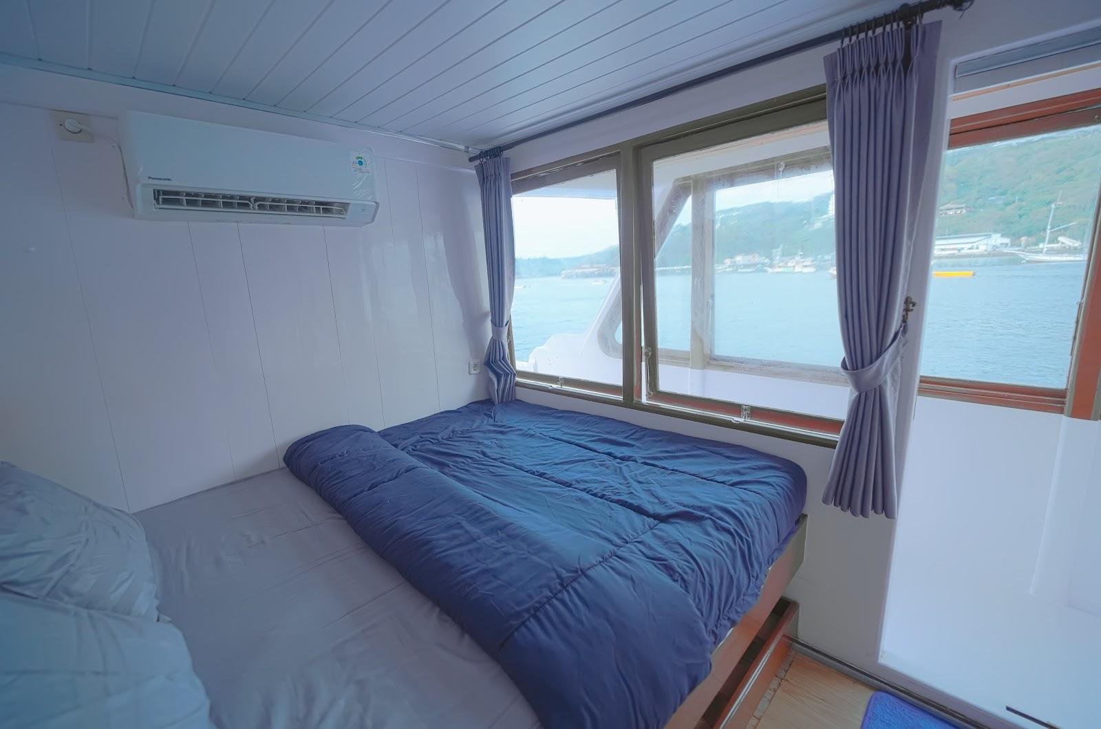 Gaisan — 5. Deluxe Ocean View (QueenBed+ Extra Bed) (image 2)