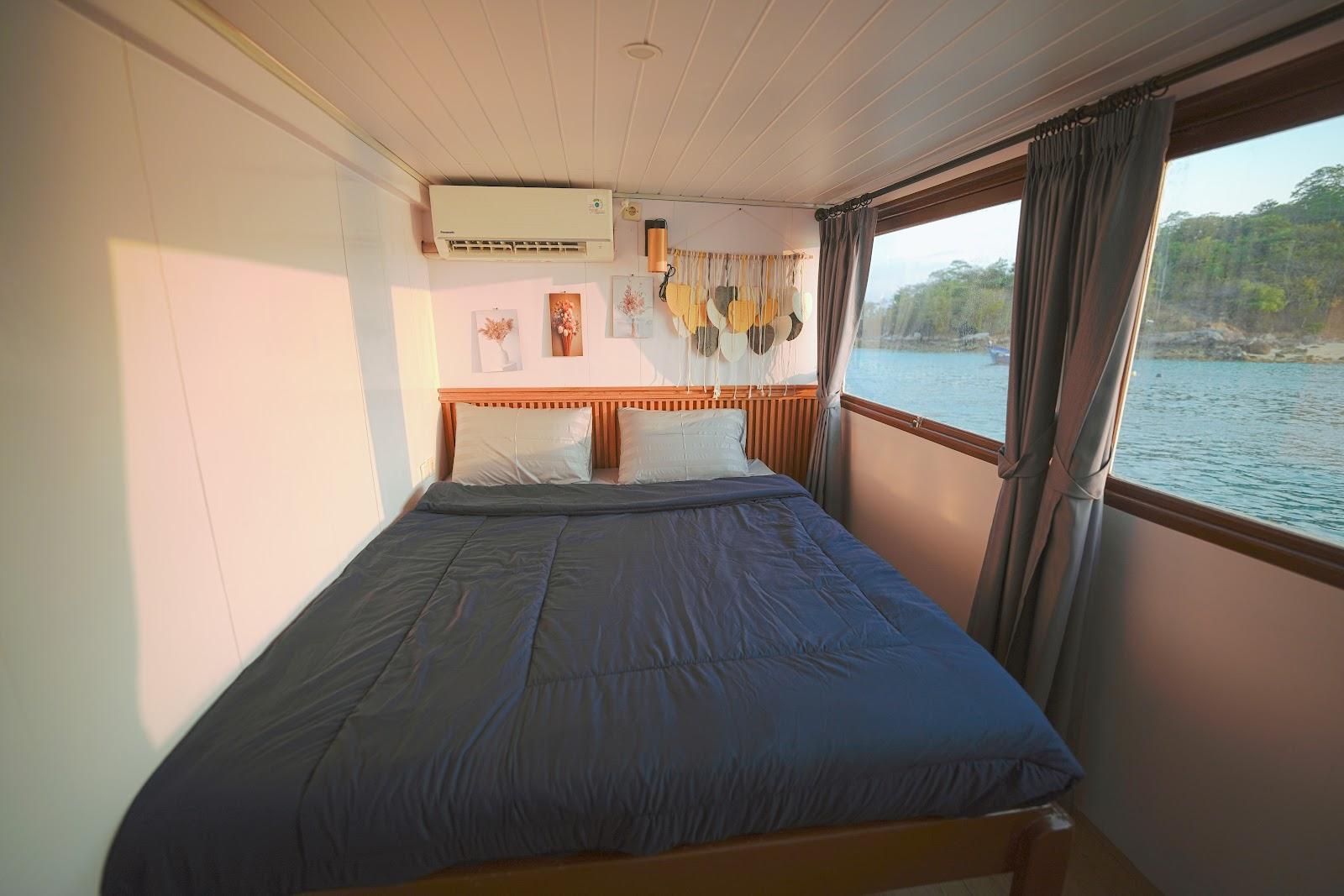 Gaisan — 4. Signature Ocean View (Queenbed) (image 3)