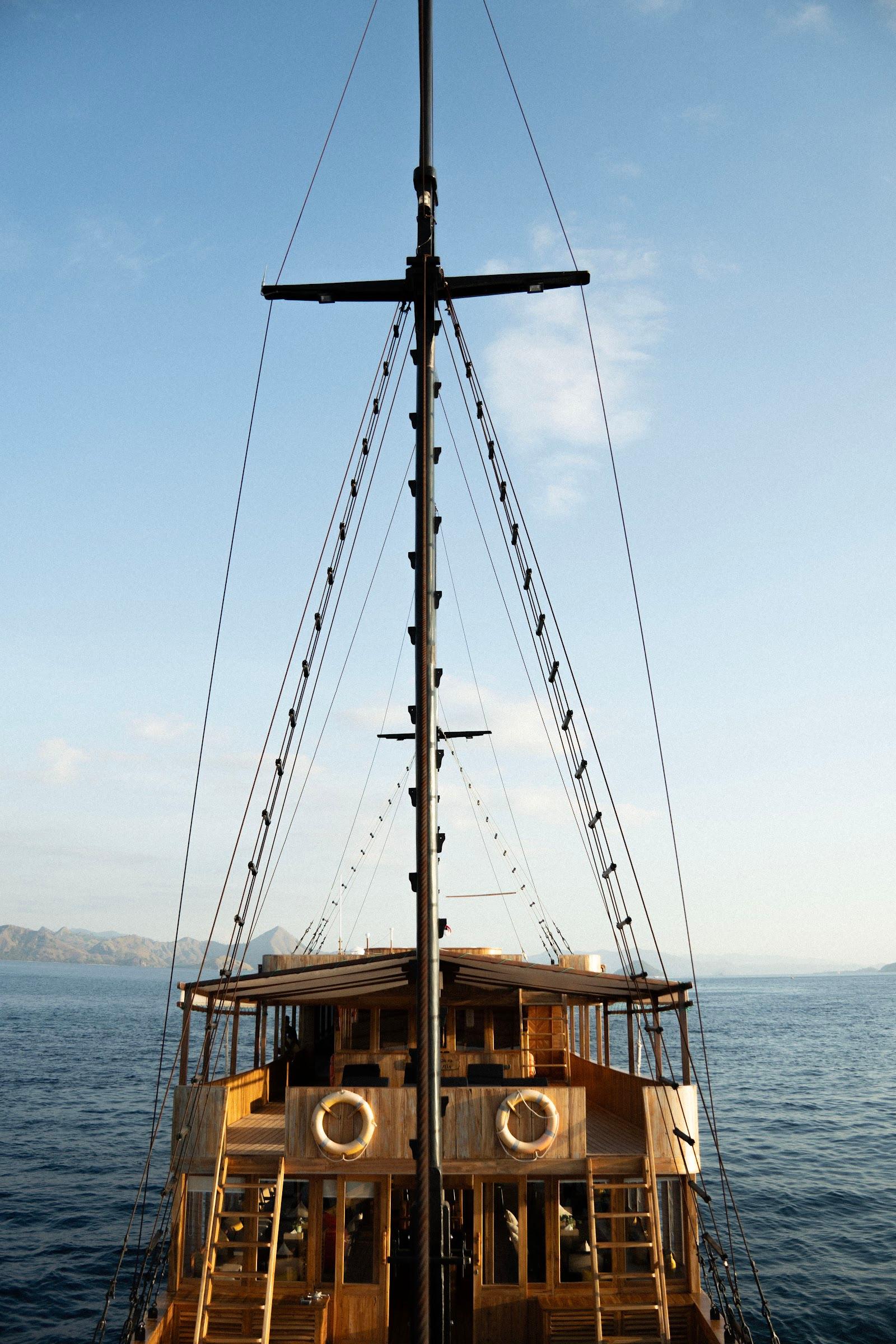 Lamborajo 3 — Sundeck - Main Deck (image 3)