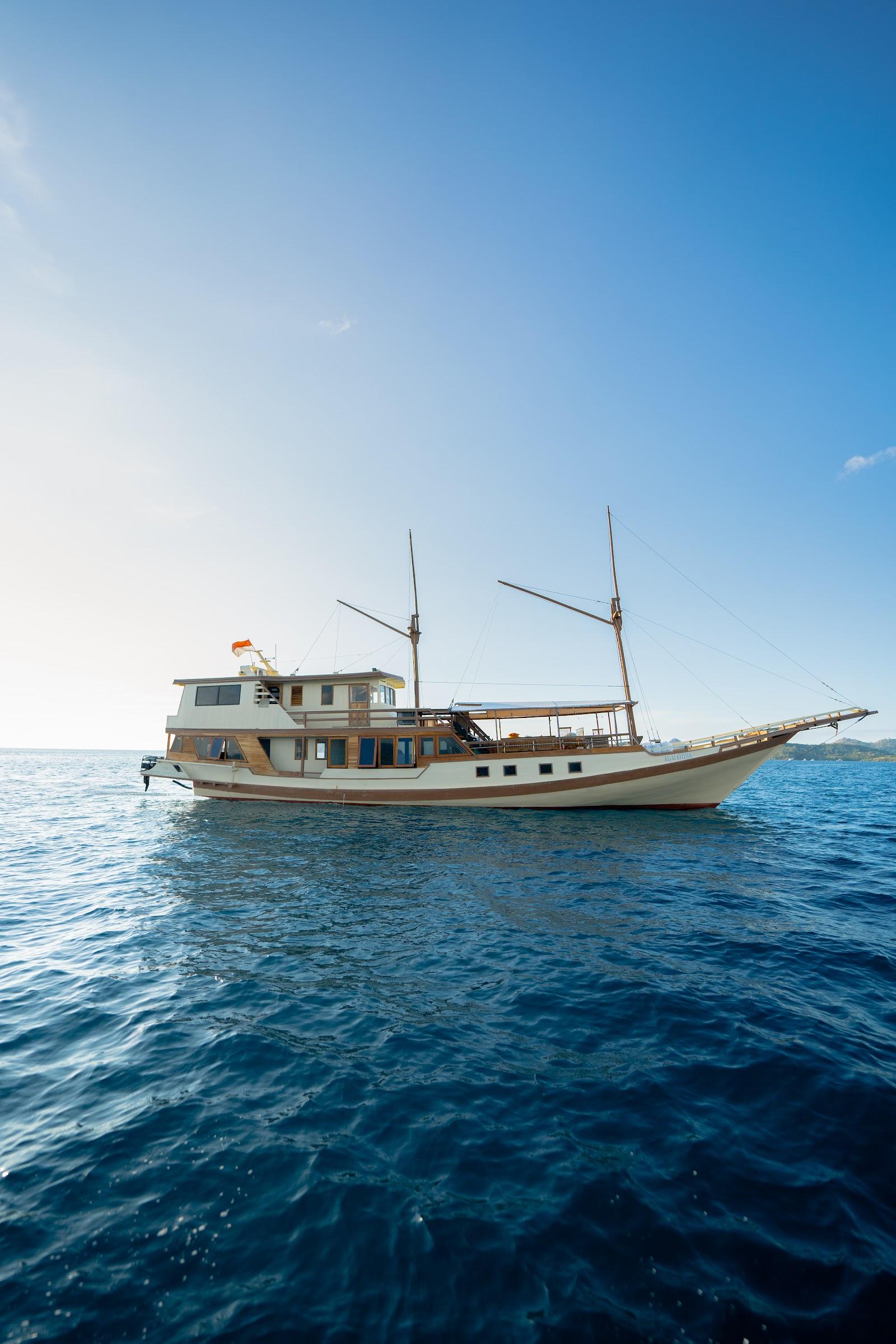 Almadira — #BOAT (image 50)