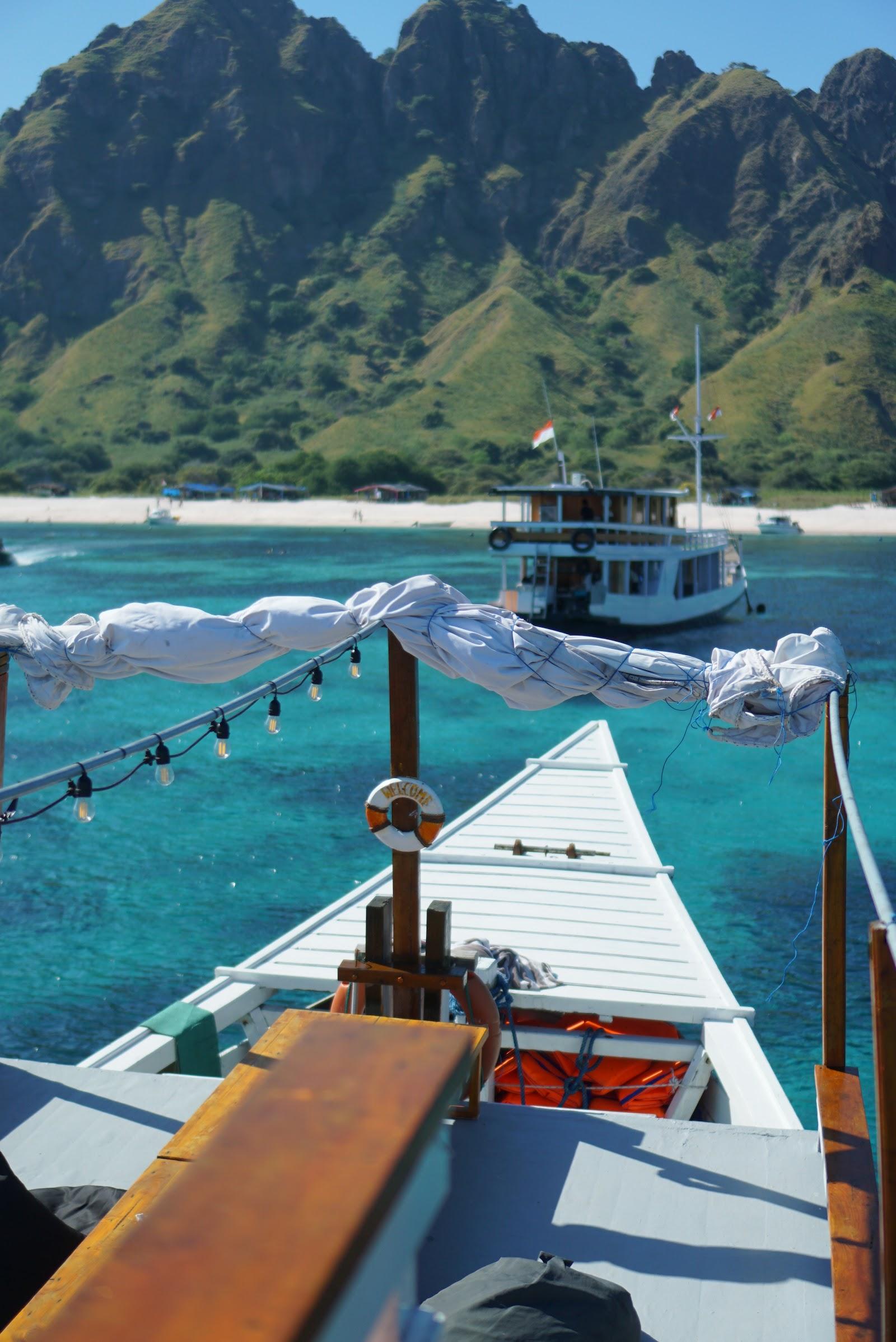 Zendaya 01 Phinisi — BOAT & PUBLIC AREA (image 4)