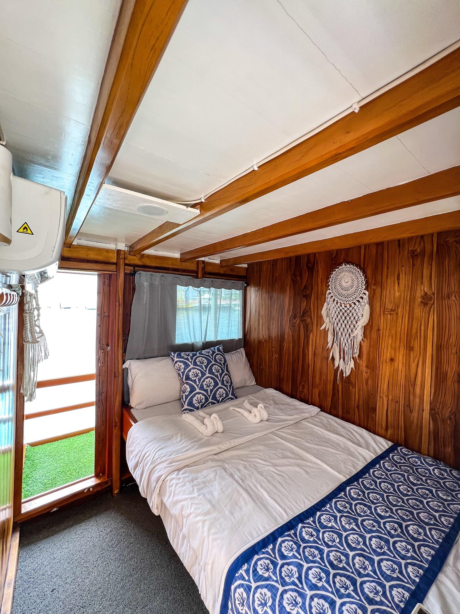 Dinara Live A Board — Cabin Tambora (Private + Balcony + Bathroom) (image 6)